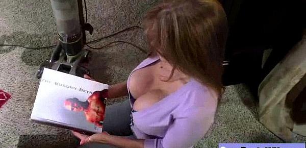  Sex Act With Huge Tits Housewife (darla crane) movie-11